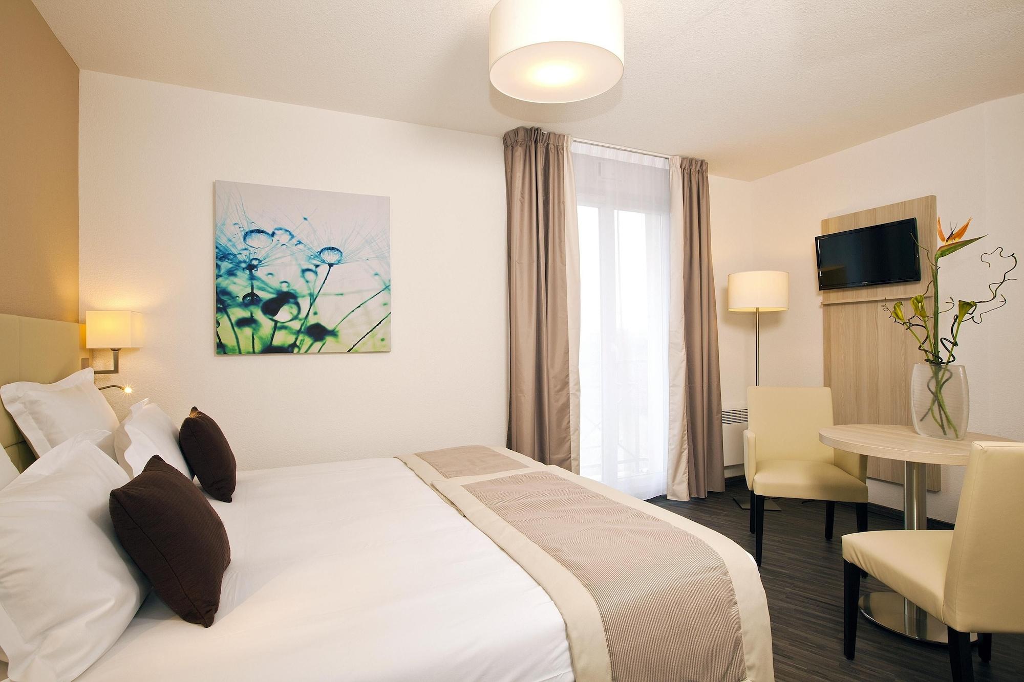 Residhome Neuilly Bords De Marne Kültér fotó
